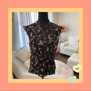 size m black floral ruffle sleeve top !